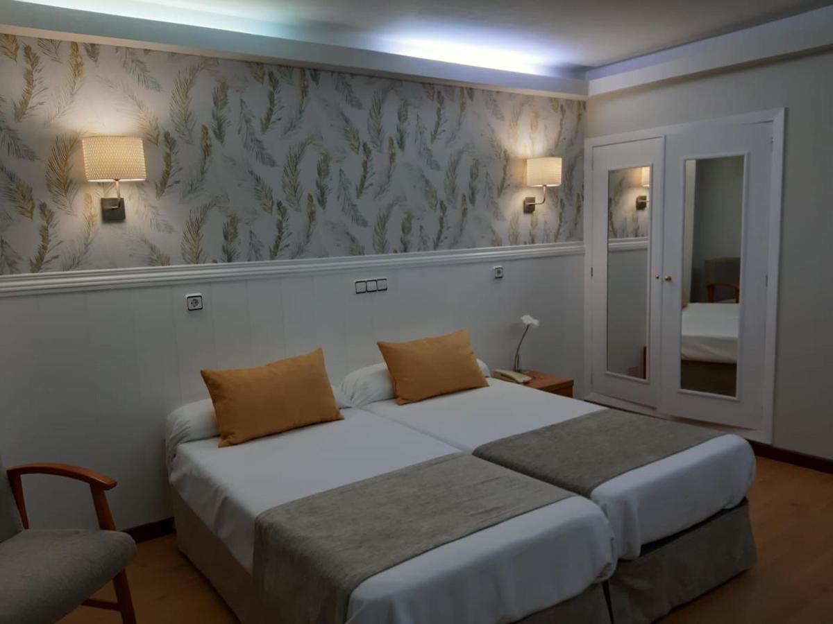 Hotel Almirante A Coruña Zewnętrze zdjęcie
